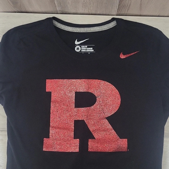 🛍Nike Womens M Slim Fit Black Rutgers Short Sleeve Tee Casual Sports Athlete - Picture 5 of 7